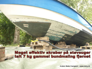 Skraber med støvsuger
